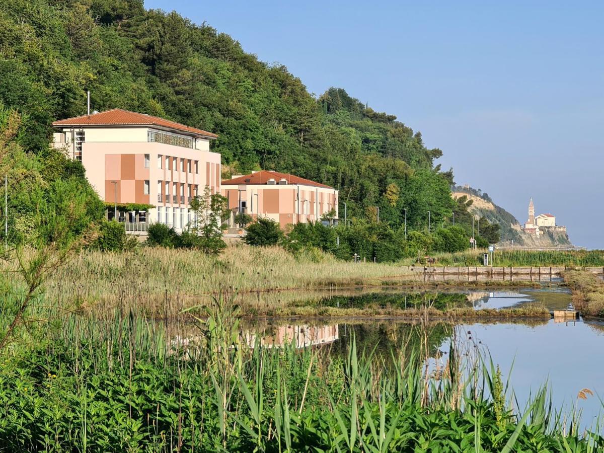 Hotel Oleander - Oleander Resort Strunjan Exteriör bild
